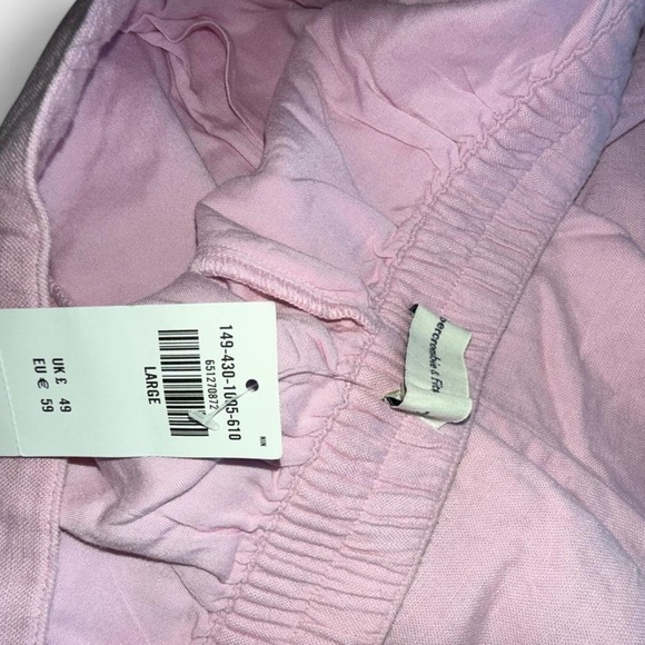 Women's Pink Linen Shorts - Picture 4 of 4